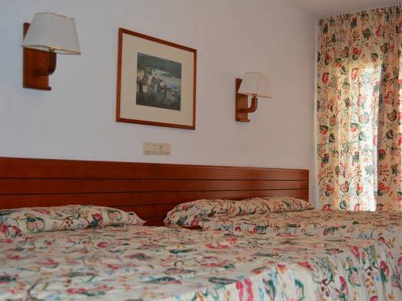 Hotel Garbi Park & Aquasplash Lloret de Mar Exteriör bild